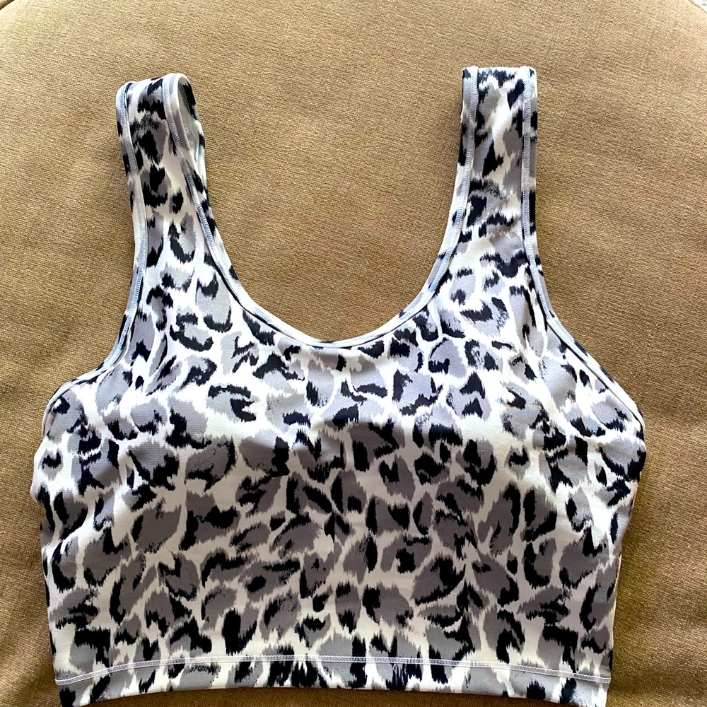 Sports Bra Brand new w/o tags